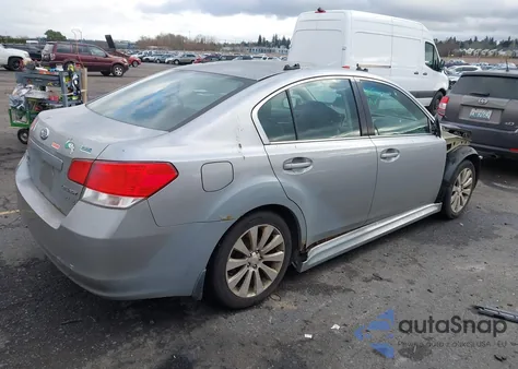 2010 Subaru Legacy 2.5I Limited z USA, uszkodzony, nr VIN 4S3BMBK61A3240328